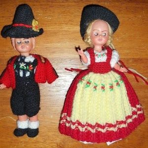 Thanksgiving Pilgrims Dolls W/Crochet Outfit